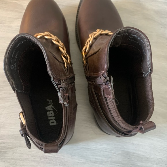 Brown Faux Leather Ankle Boots w/ chain accent - Picture 2 of 4